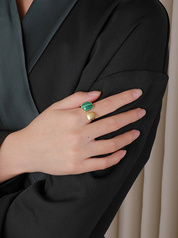dianty Malachite and shell statement ring gift idea