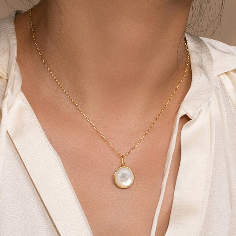 Minimalist Convex Round Mother of Pearl Pendant Necklace for women