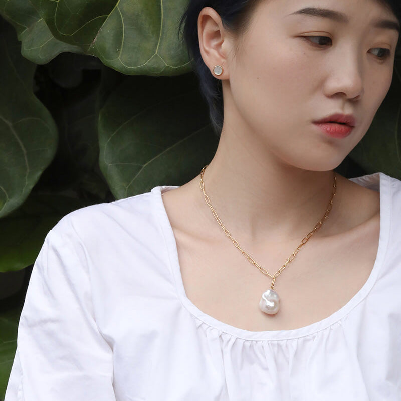Thick Chain Large Baroque Pearl Pendant Necklace