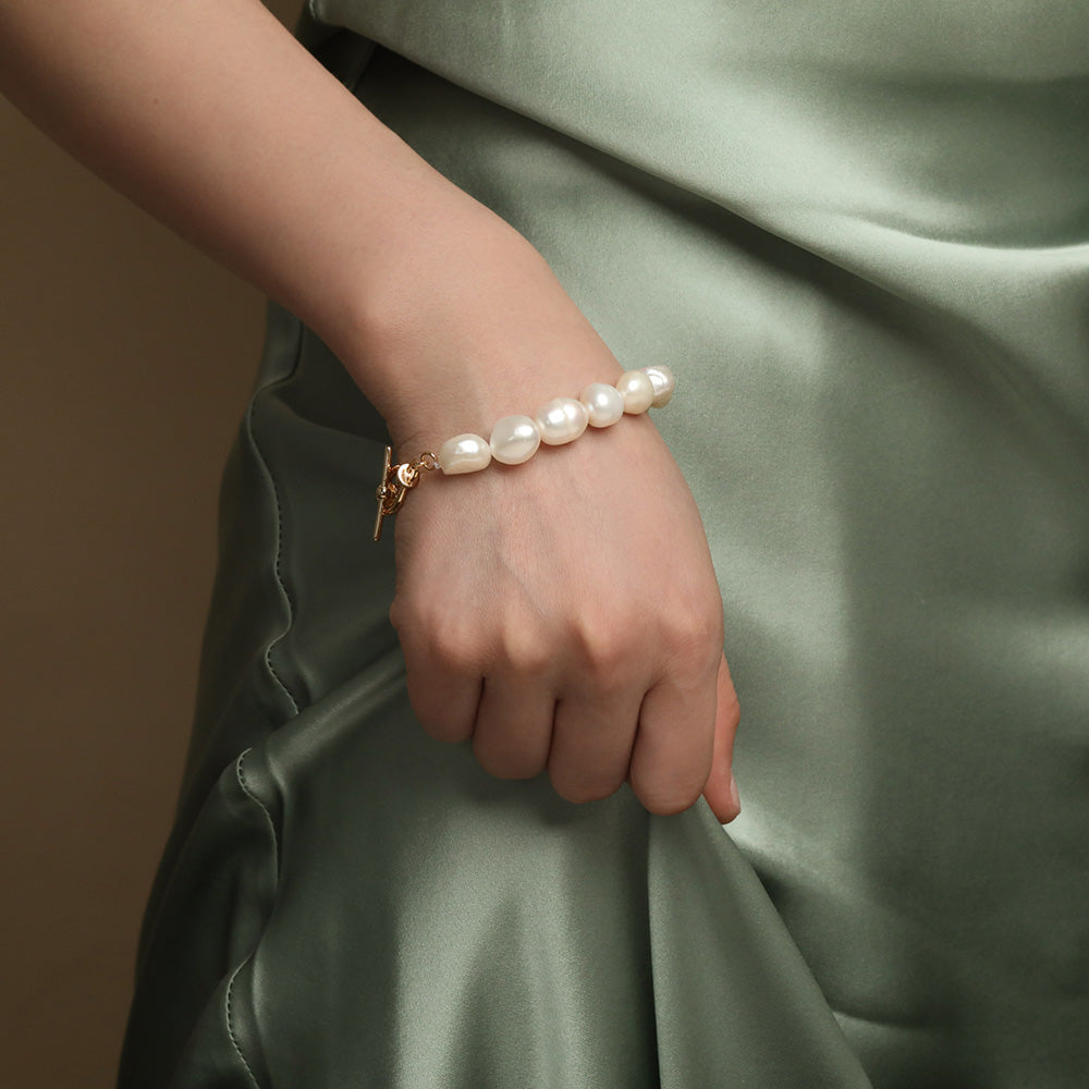 Gold Natural Baroque Pearls Bracelet