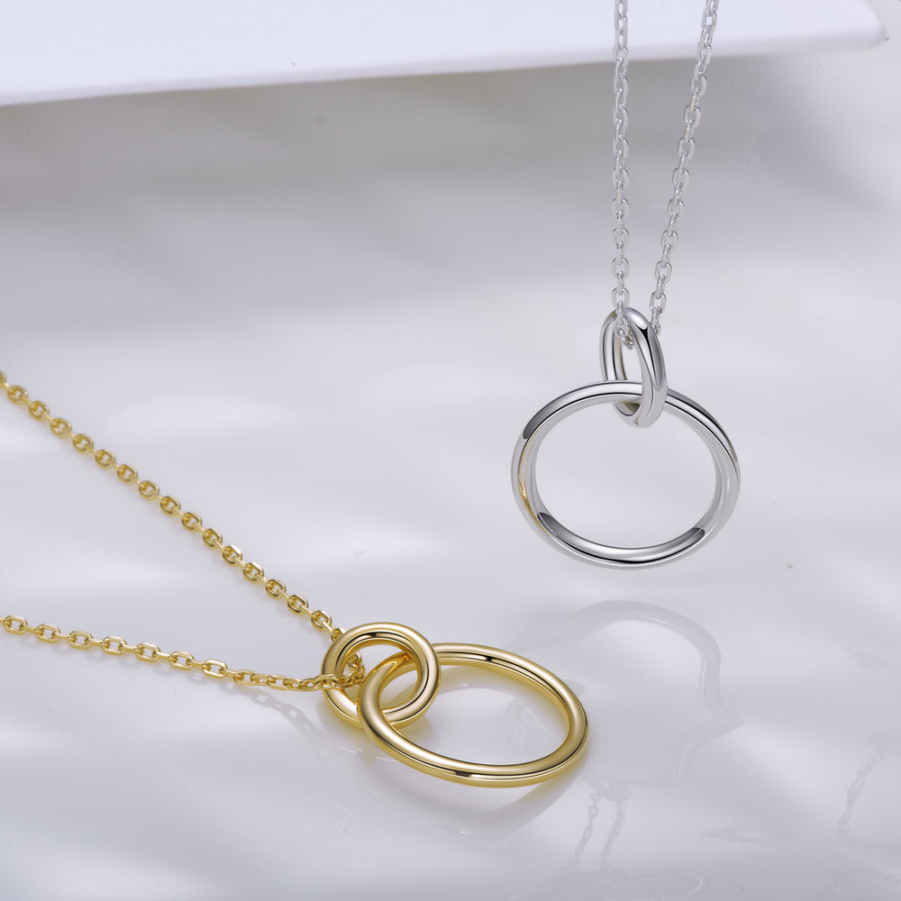 sterling silver Interlocking Circle pendant Necklace